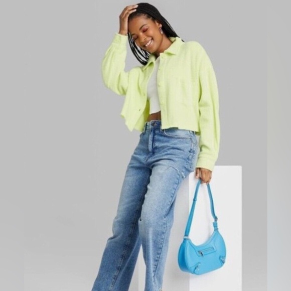 Soft and cozy crop top button up shirt with collar cotton polly blend NWOT - Picture 4 of 7